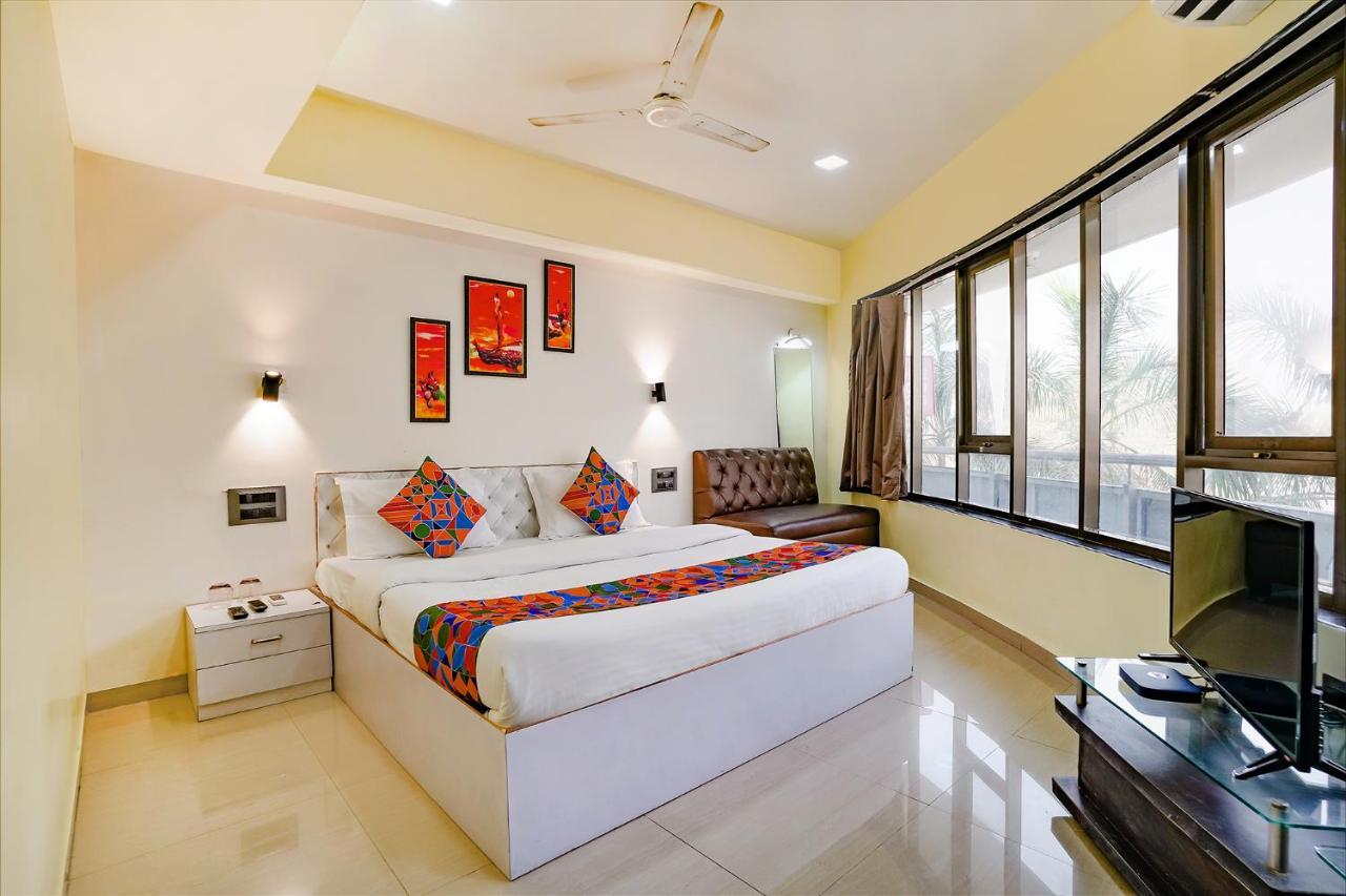 Fabexpress White House - Nr Midc Khargar Hotel Koparpada Luaran gambar