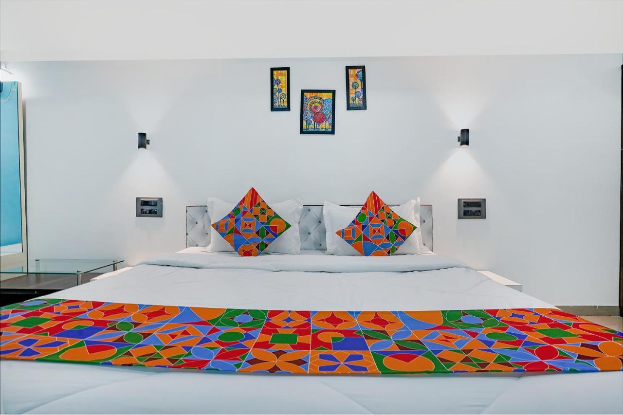 Fabexpress White House - Nr Midc Khargar Hotel Koparpada Luaran gambar