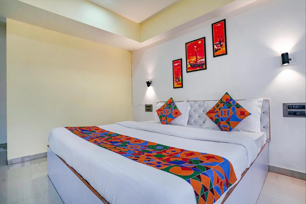 Fabexpress White House - Nr Midc Khargar Hotel Koparpada Luaran gambar