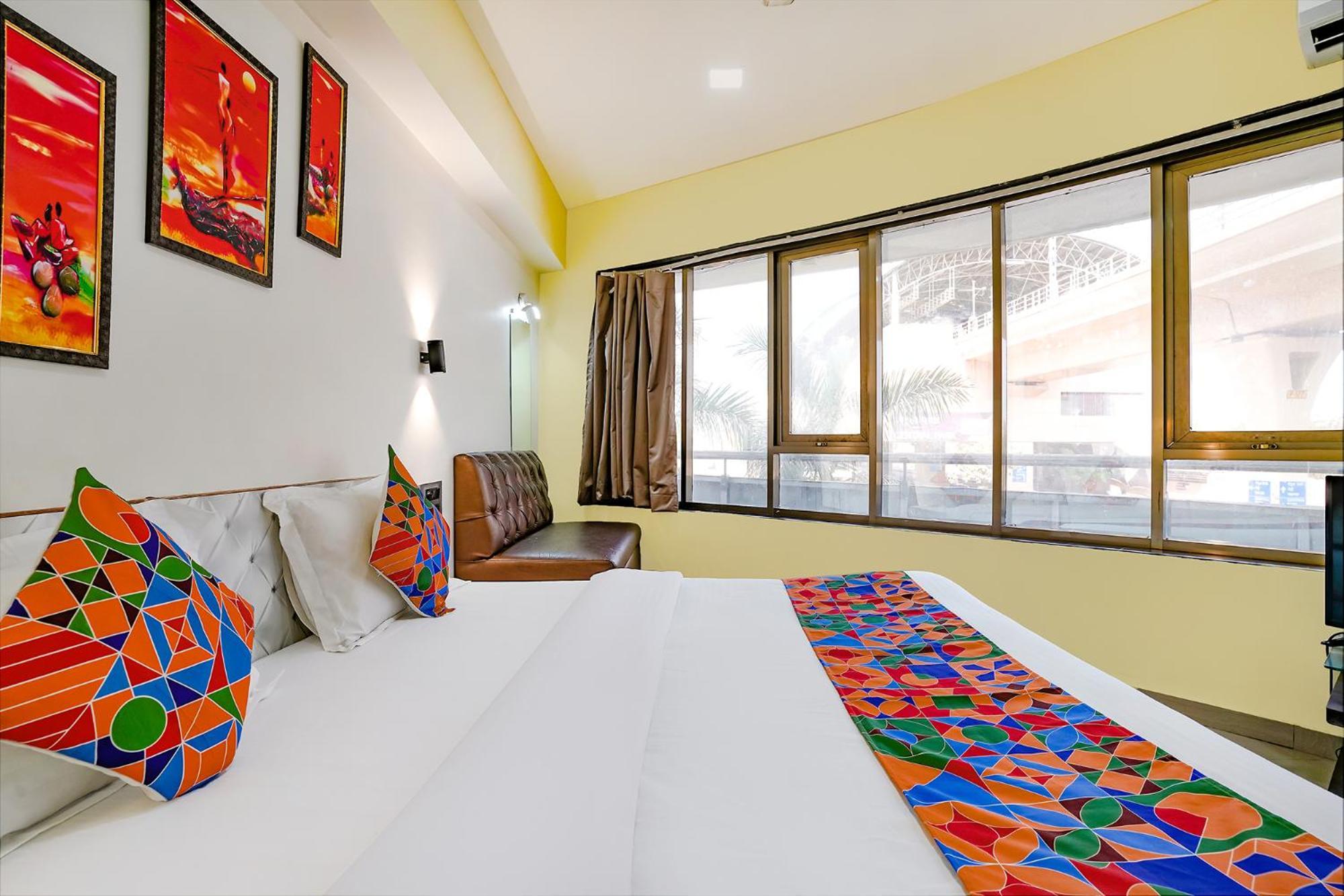 Fabexpress White House - Nr Midc Khargar Hotel Koparpada Luaran gambar